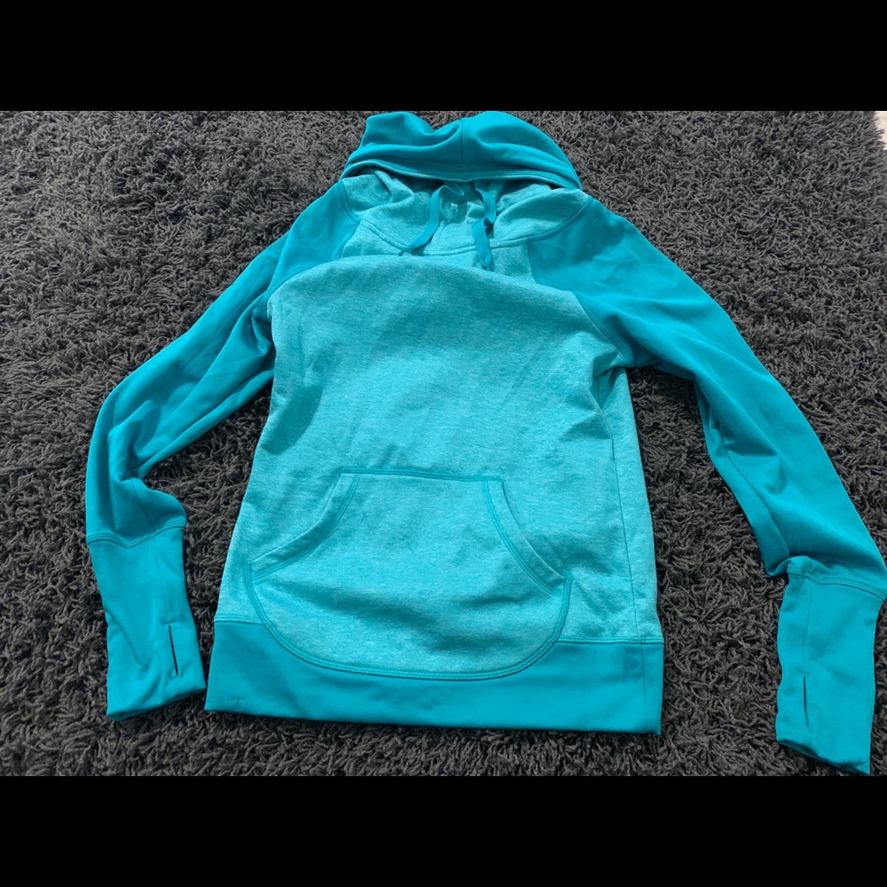 Workout sweater